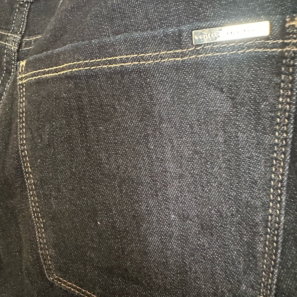 WHBM size 2 high-rise skinny ankle sculpt. Never worn perfect condition. - Picture 6 of 6